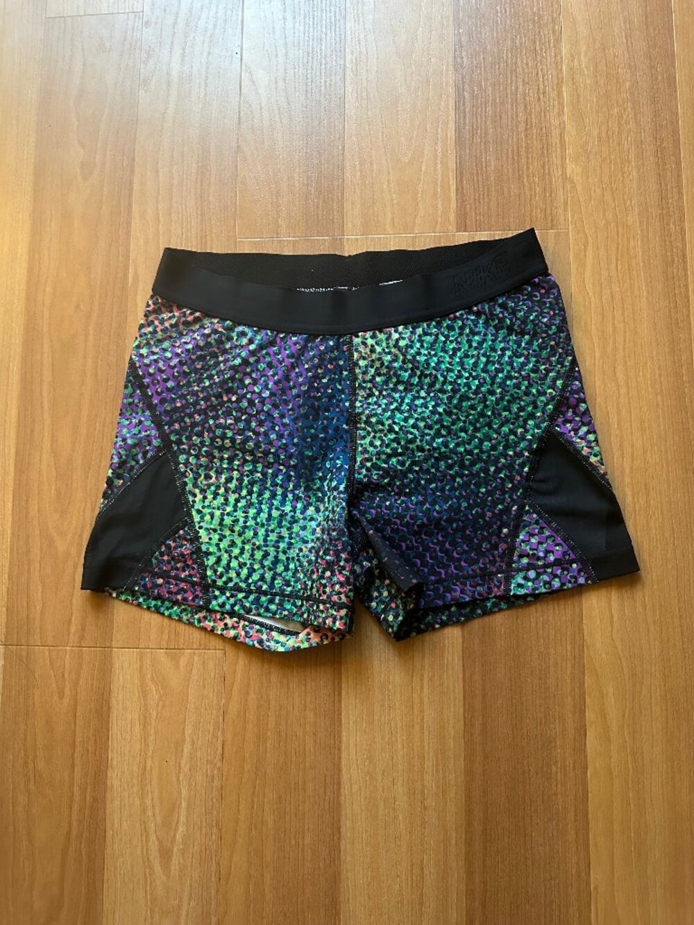Nike Pro Hypercool Women's Shorts – Size L